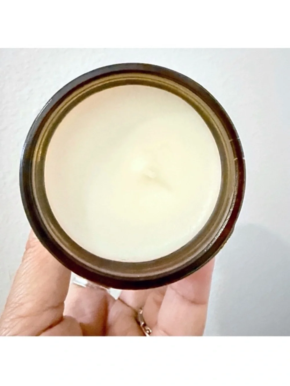 Leoben Company Red Amber & Cedar Scented Candle